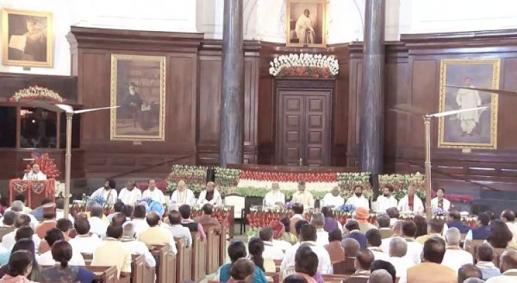 प्रधानमंत्री के लिए नरेंद्र मोदी के नाम पर NDA में लगी मुहर